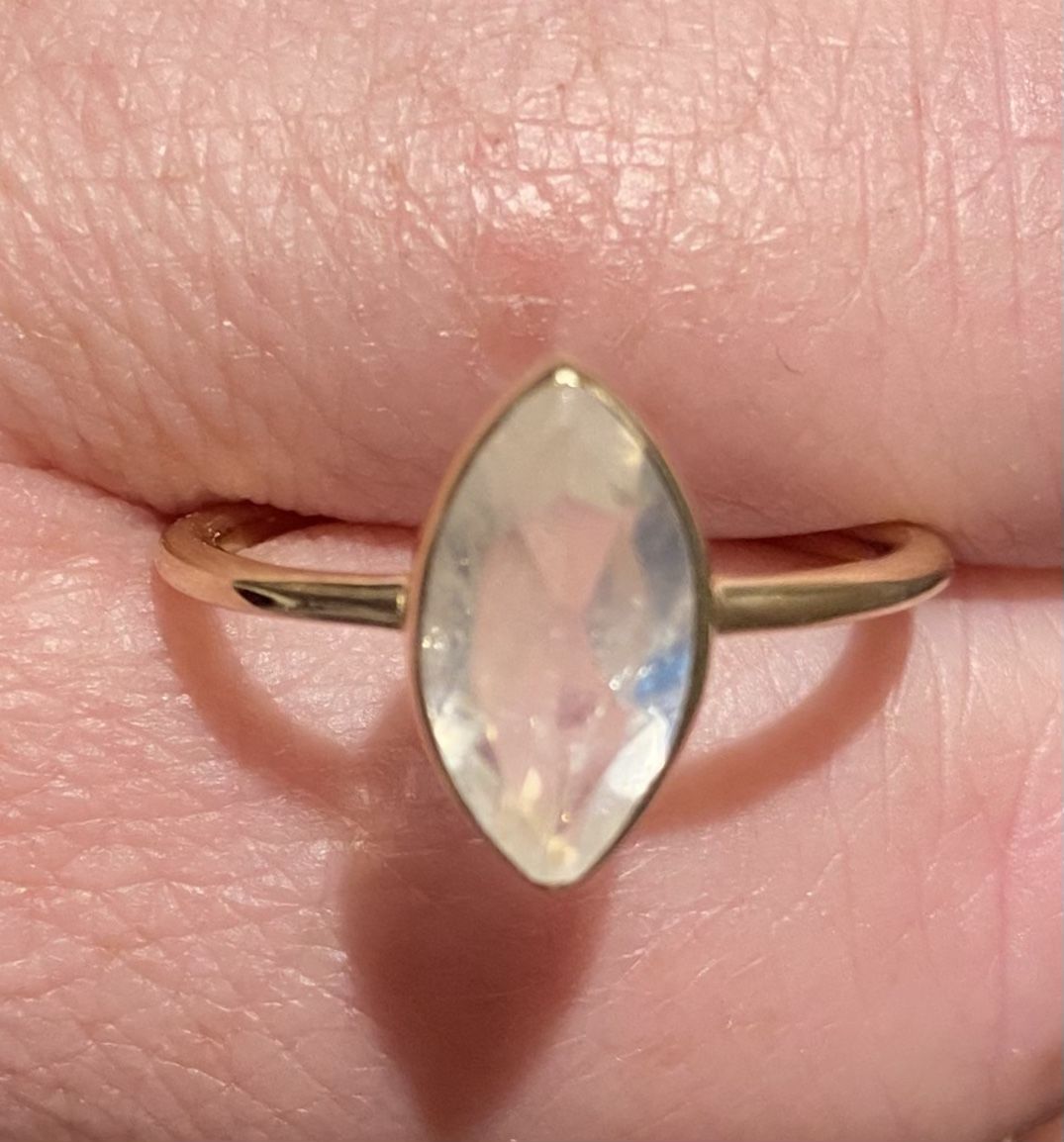 Exquisite 7x12mm Marquise Cut Natural Rainbow Moonstone Solitaire Gold Ring 925 Sz 7