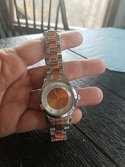 Modsigelse sundhed Bandit LBVYR 80469 New Rose gold tone Watch-Wildwood PPU for Sale in Wildwood, MO  - OfferUp