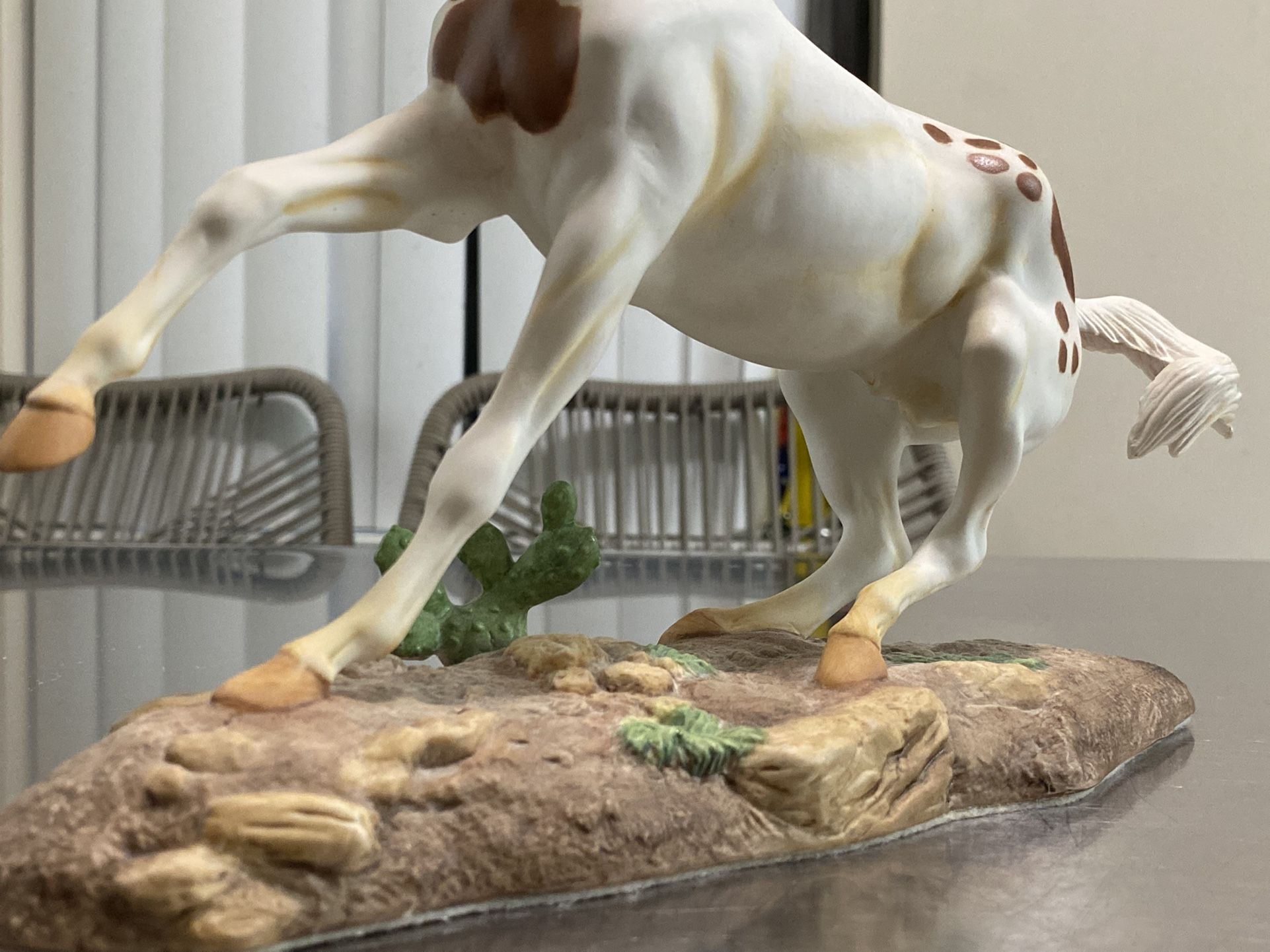 Fine Porcelain Horse San Domingo By Pamela Du Boulay 11 X 9”