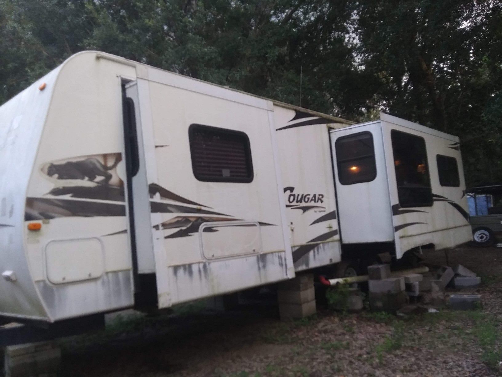 2008 keystone cougar travel trailer