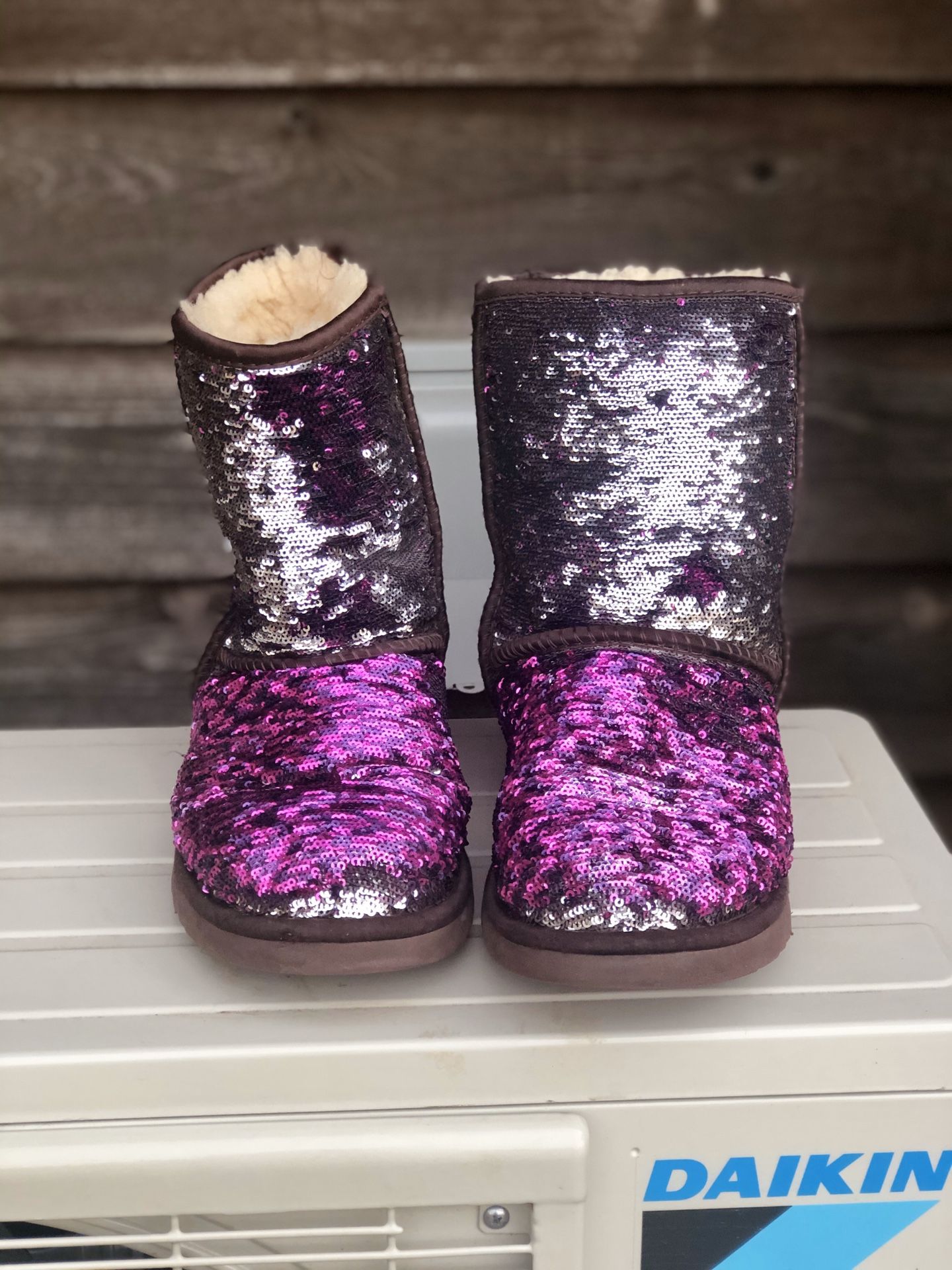 Ugg classic sequin boots size 8