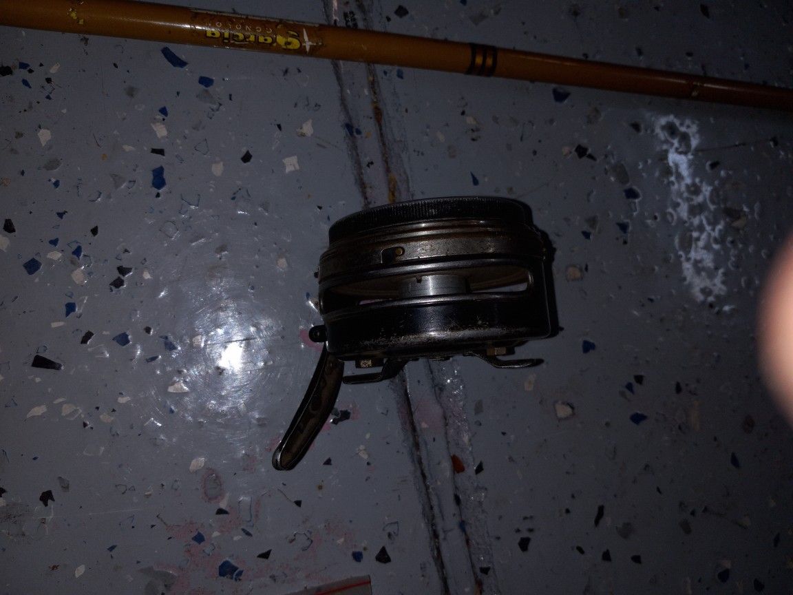 Vintage Fly Fishing Reel. Perrine Mfg. Co