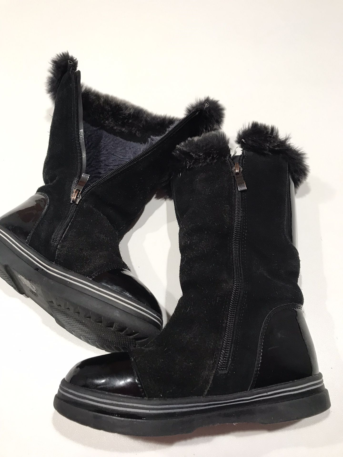VITACCI Girl’s Black Fur Lined Leather Suede Boots, 29