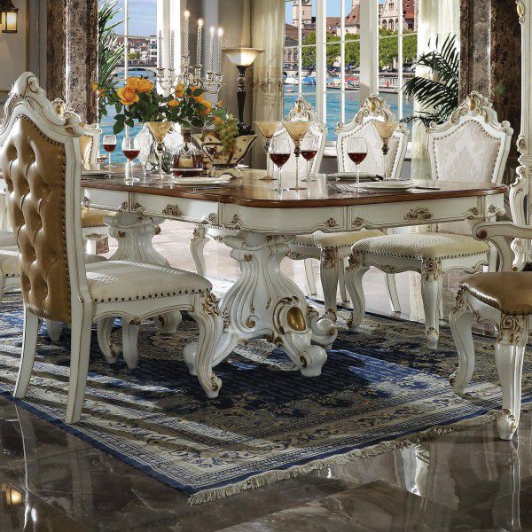 3-7 Days Delivery 🚚🚚.  Picardy Dining Set

