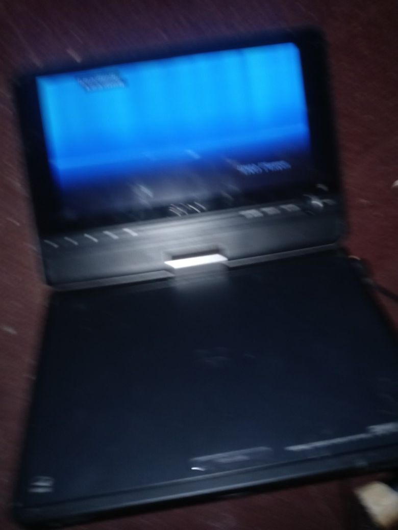 Portable DVD player