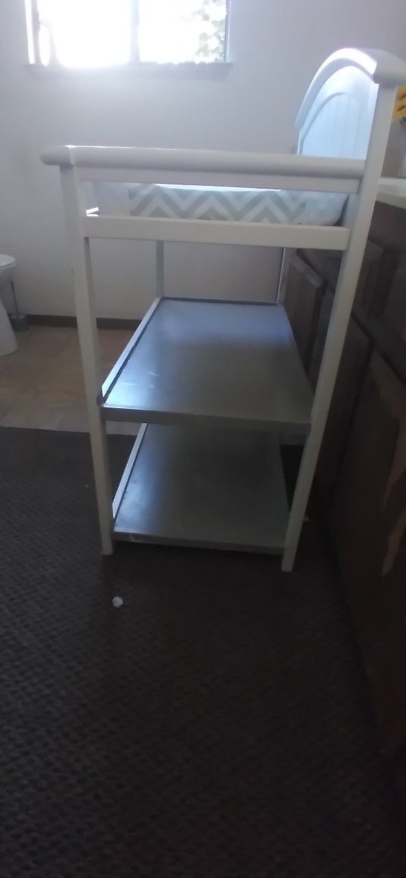Graco Changing Table