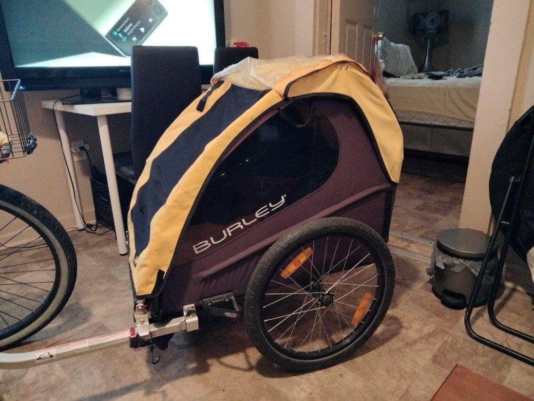 BURLEY (BEE) Bicycle Trailer The Biggest One Burley Offers