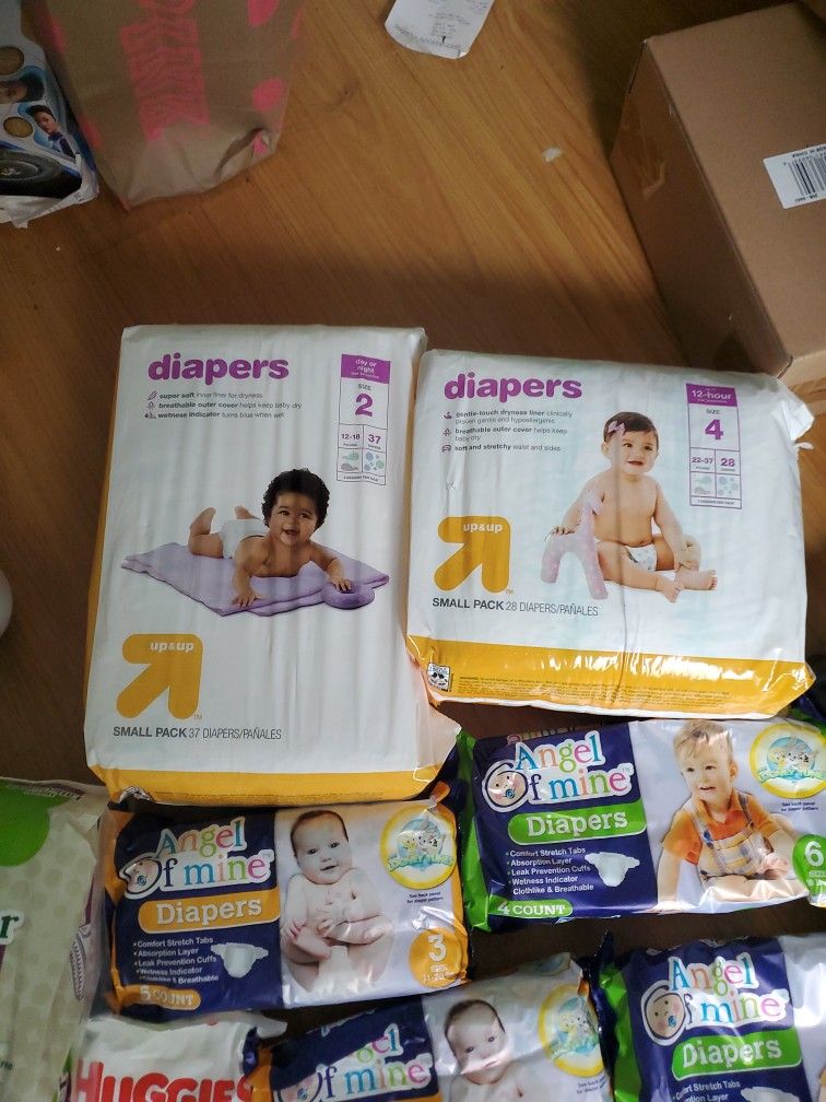 Diaper Lot Sizes 2-6 Wipes &more