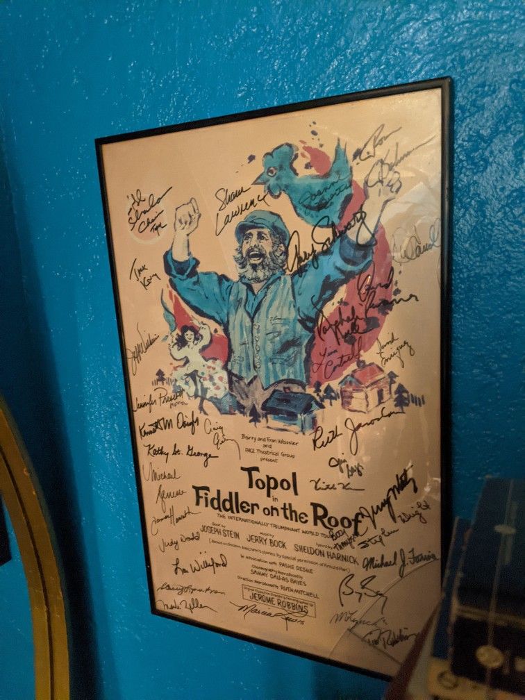 Fiddler On The Roof, Hand Signed Poster By Original Broadway Cast Members In Frame