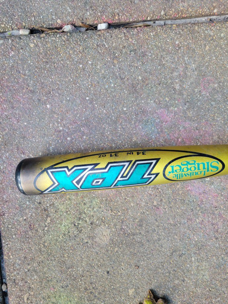 TPX Louisville Slugger 34 inch 31 Oz Baseball Bat