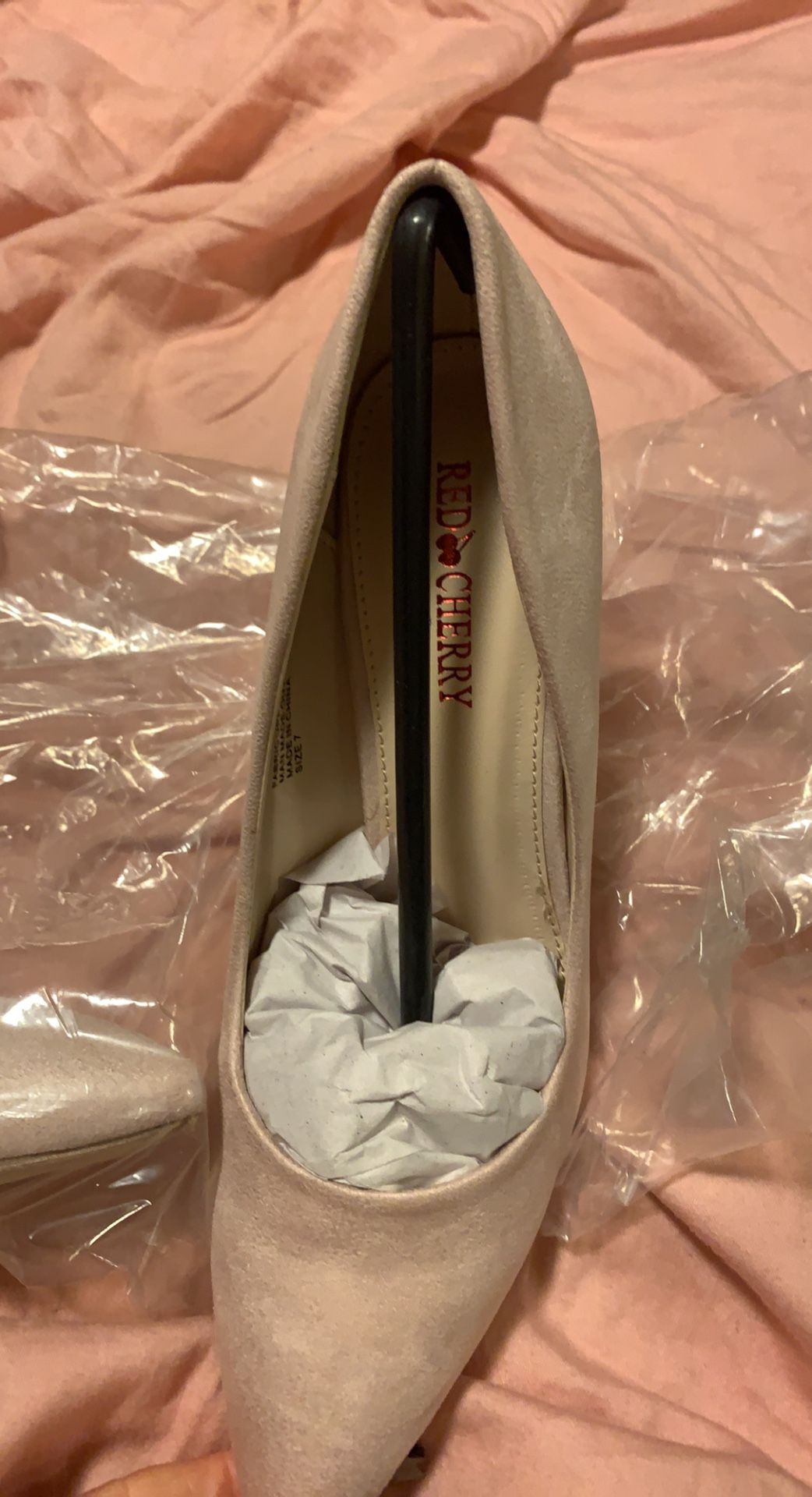 New Size 7 Heel