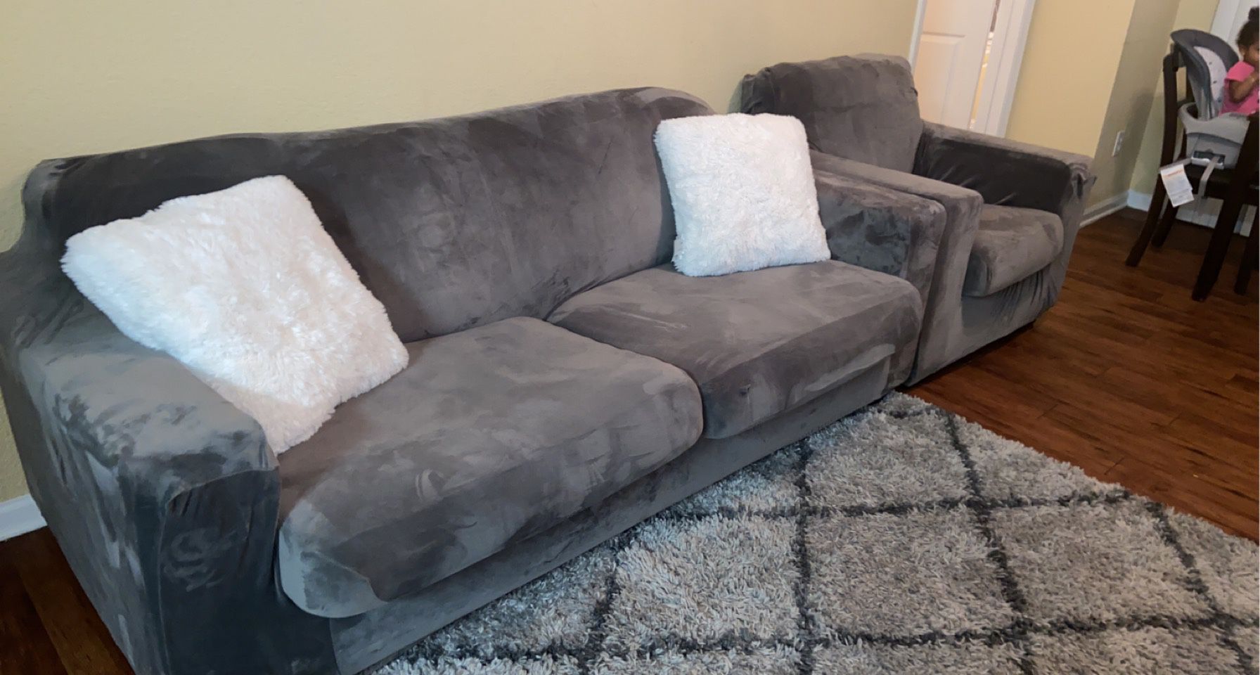 Couch Set $275 PICK UP TOMORROW 