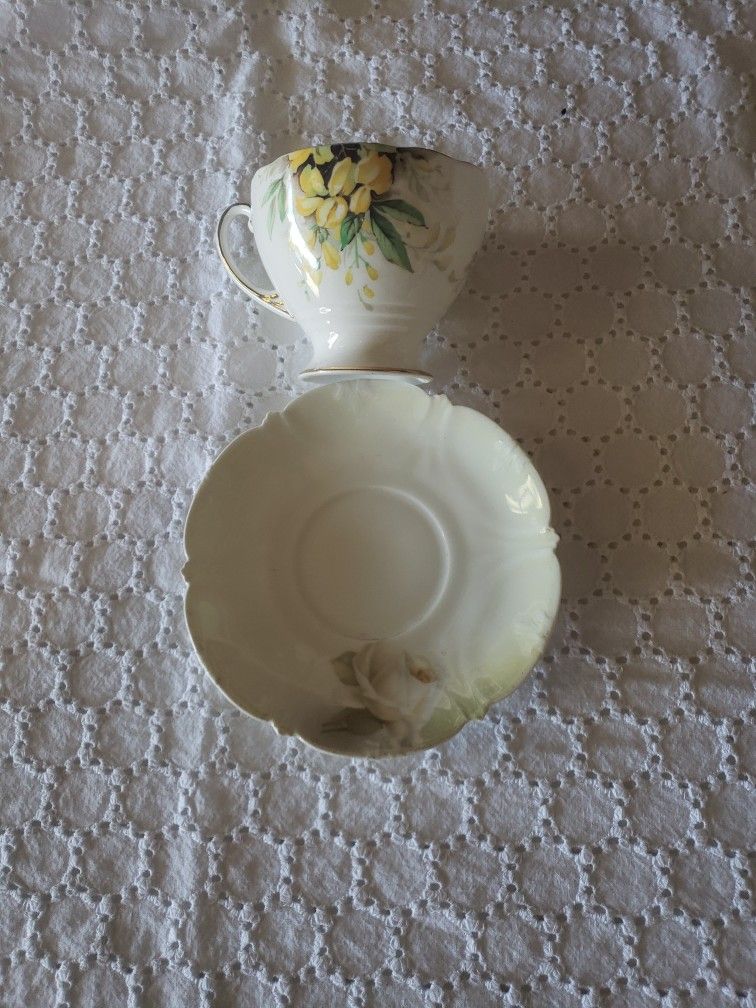 Vintage Tea Cup Set