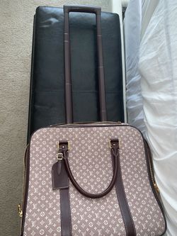 Authentic Louis Vuitton Travel Bag Set  Thumbnail
