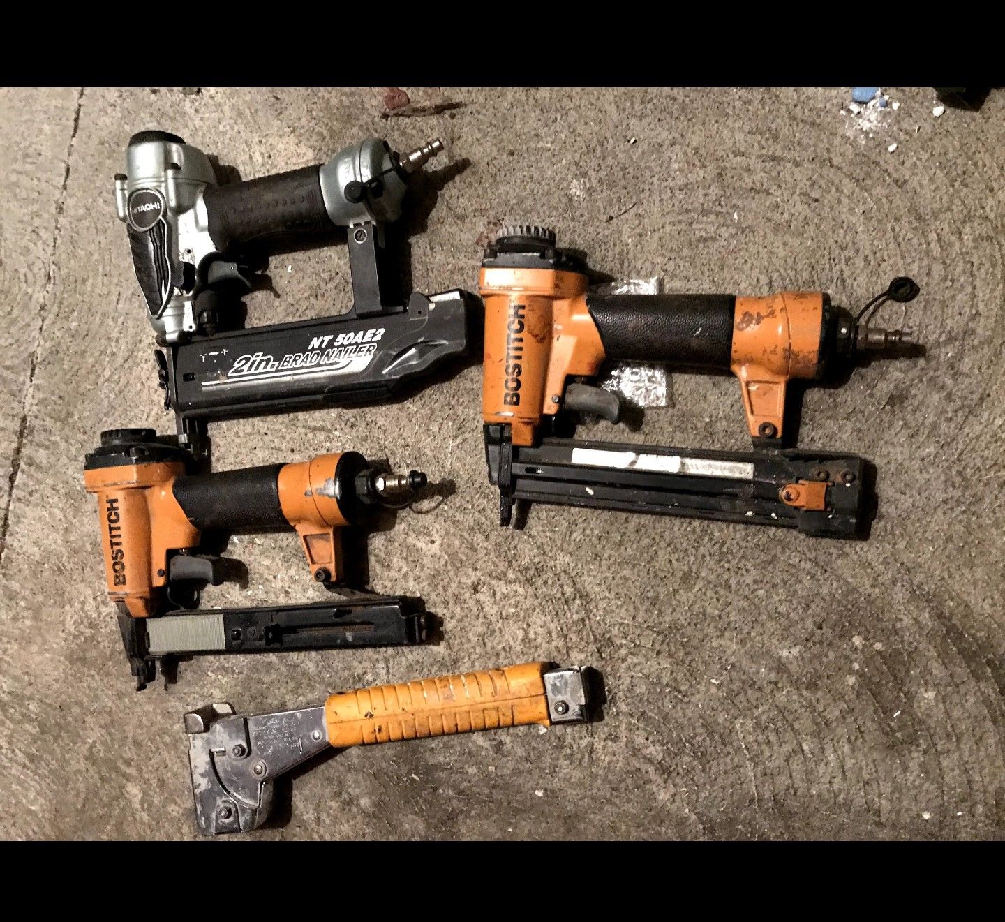 Nail guns nailer nailgun