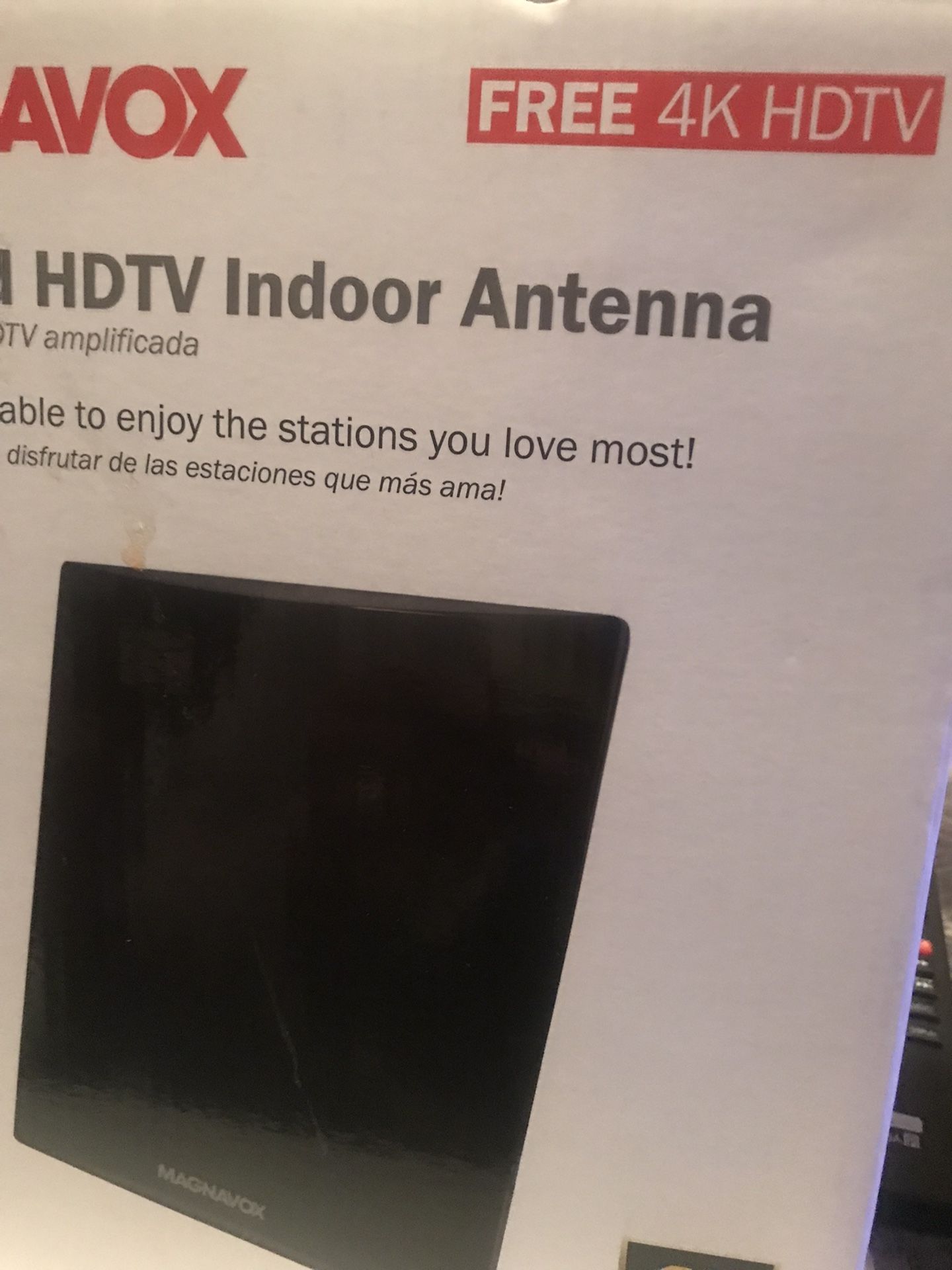 MAGNAVOX AMPLIFIED HDTV INDOOR ANTENNA