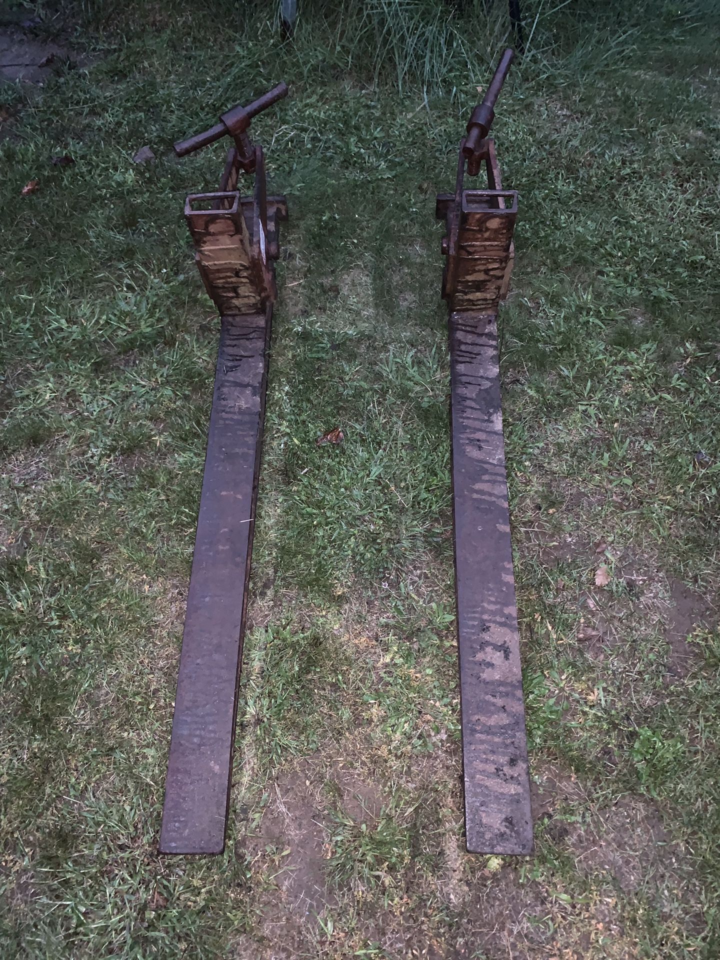 Construction Forks 4000lb rated