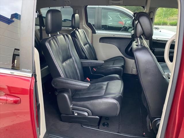 2013 Chrysler Town & Country