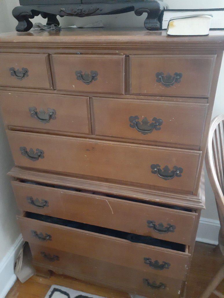 Dressers, Beds, Desk And Chairs