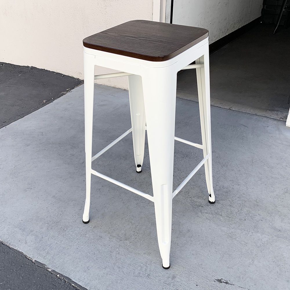 New in Box $30 each Metal Bar Stool 30” Tall Kitchen Dining Barstool Chairs w/ Wooden Seat (Matte White) 