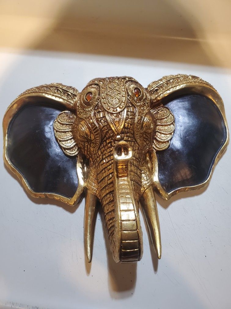 Gold Elephant Head Black
