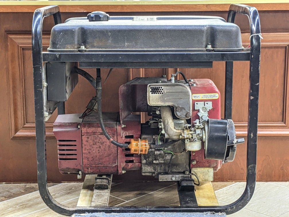 Coleman 5000 ER Plus Portable Generator PM0525302-01