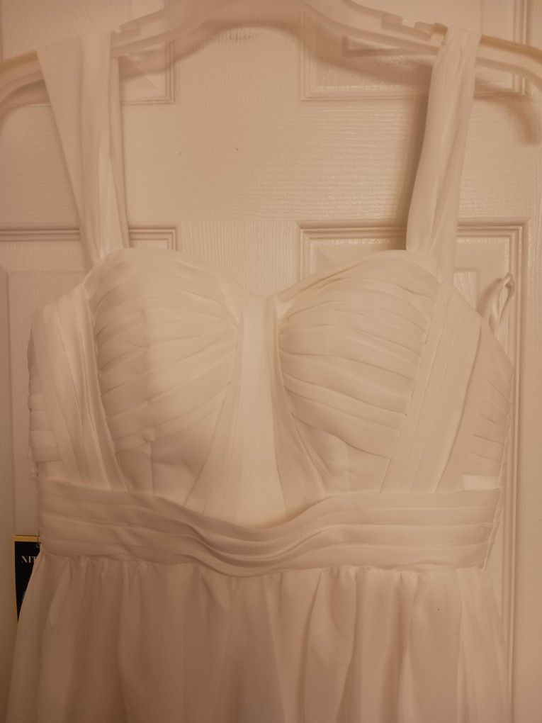 Wedding Dress *BRAND NEW*