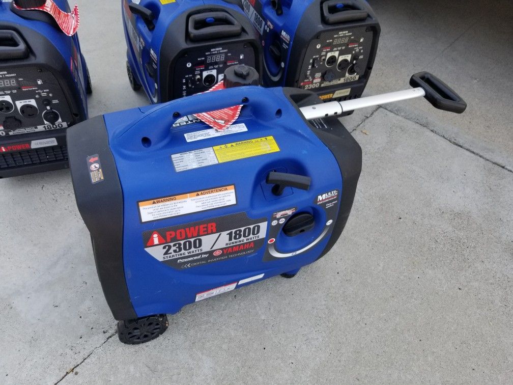 GENERATOR INVERTER YAMAHA POWERED SC2300I SILENT 2 wheels and telescoping stainless steel handle TESTED STARTS FIRST PULL