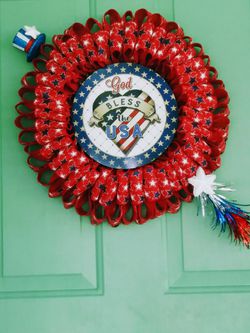 America Ribbon Wreath Thumbnail