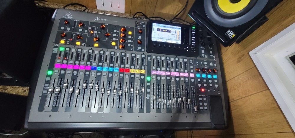 Behringer X32 40-channel Digital Mixer and Behringer S32 32 x 16 Digital Stage Box