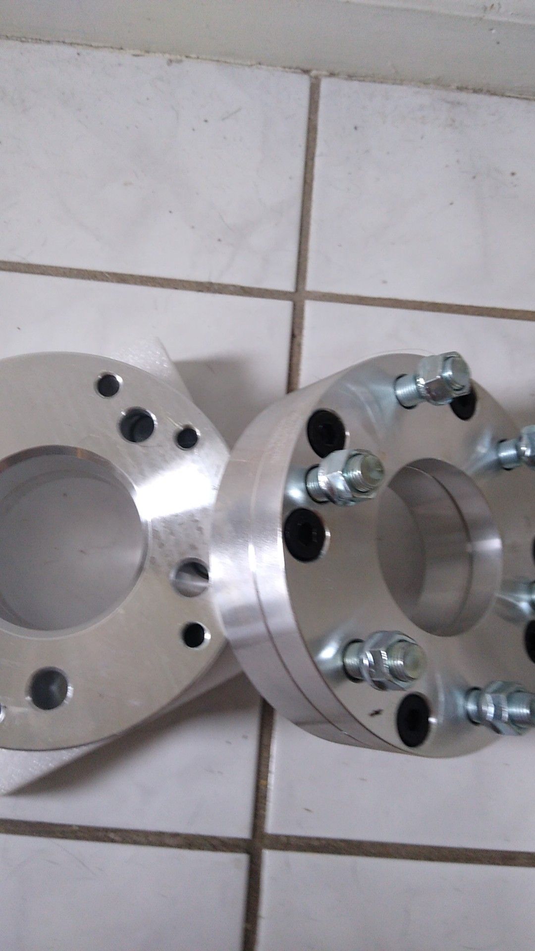 Chevy 6 lug to 5 lug wheel spacers adapters