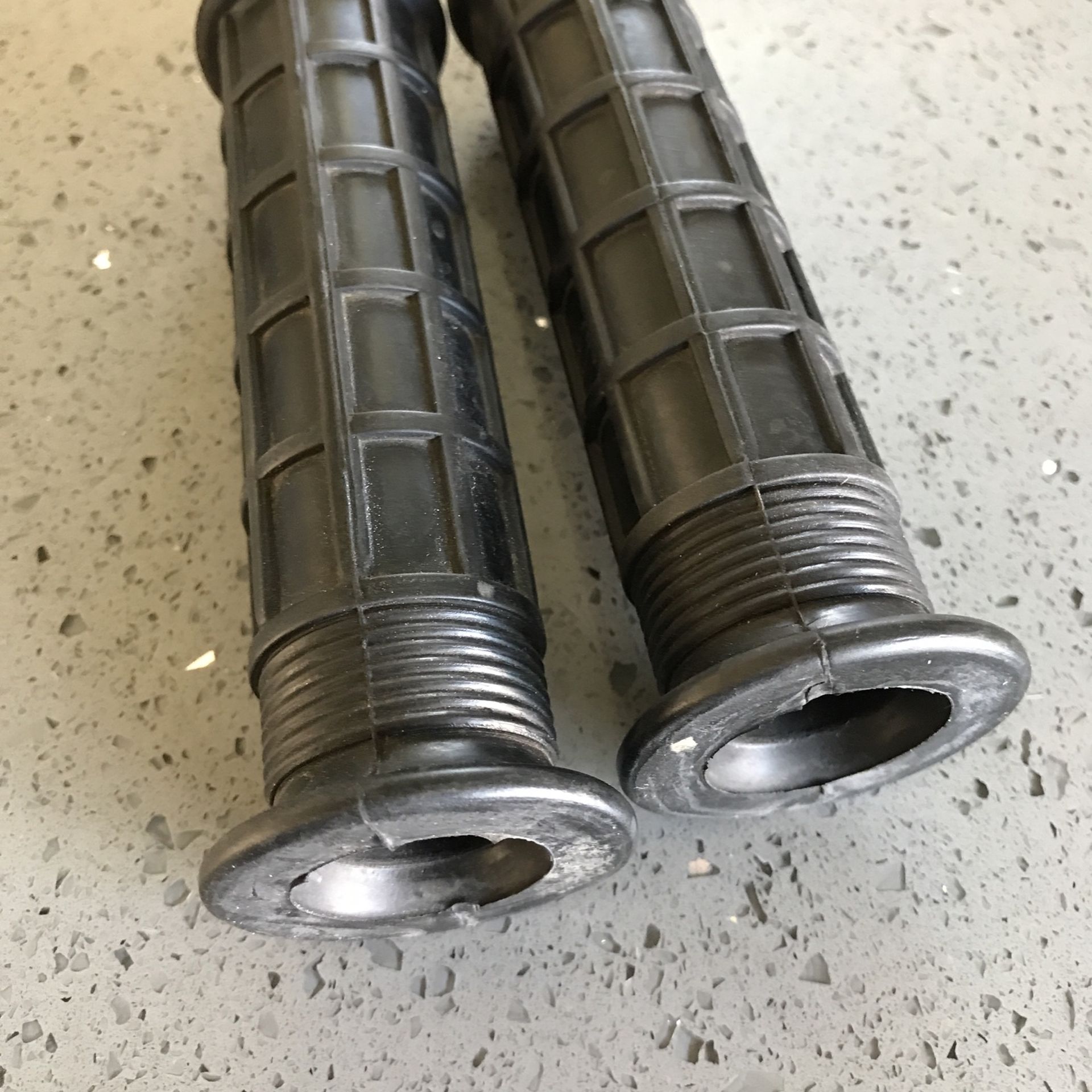 Vintage Redline Grips