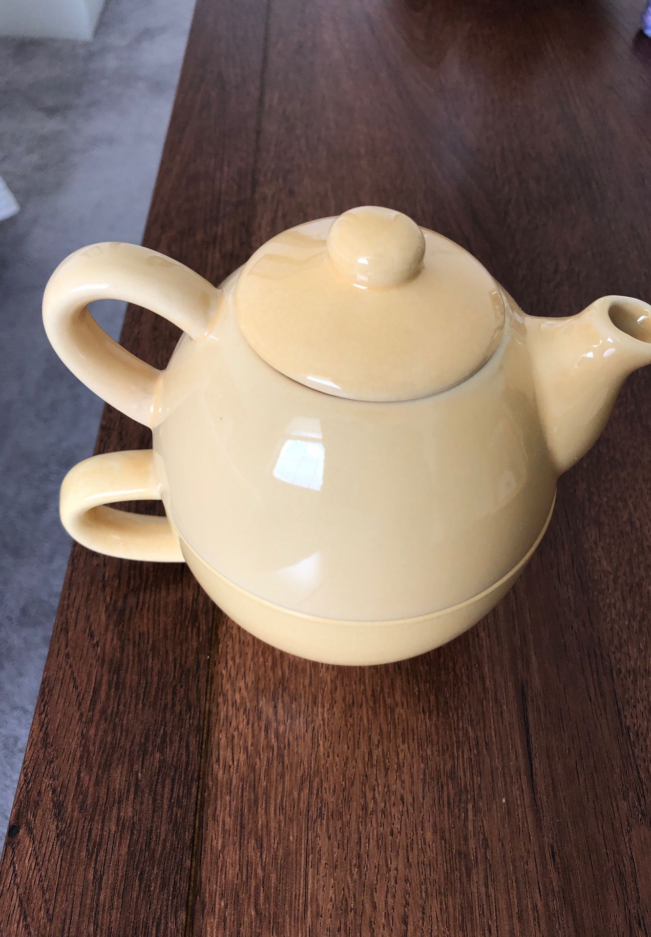 Pier one Tea for one set Yellow
