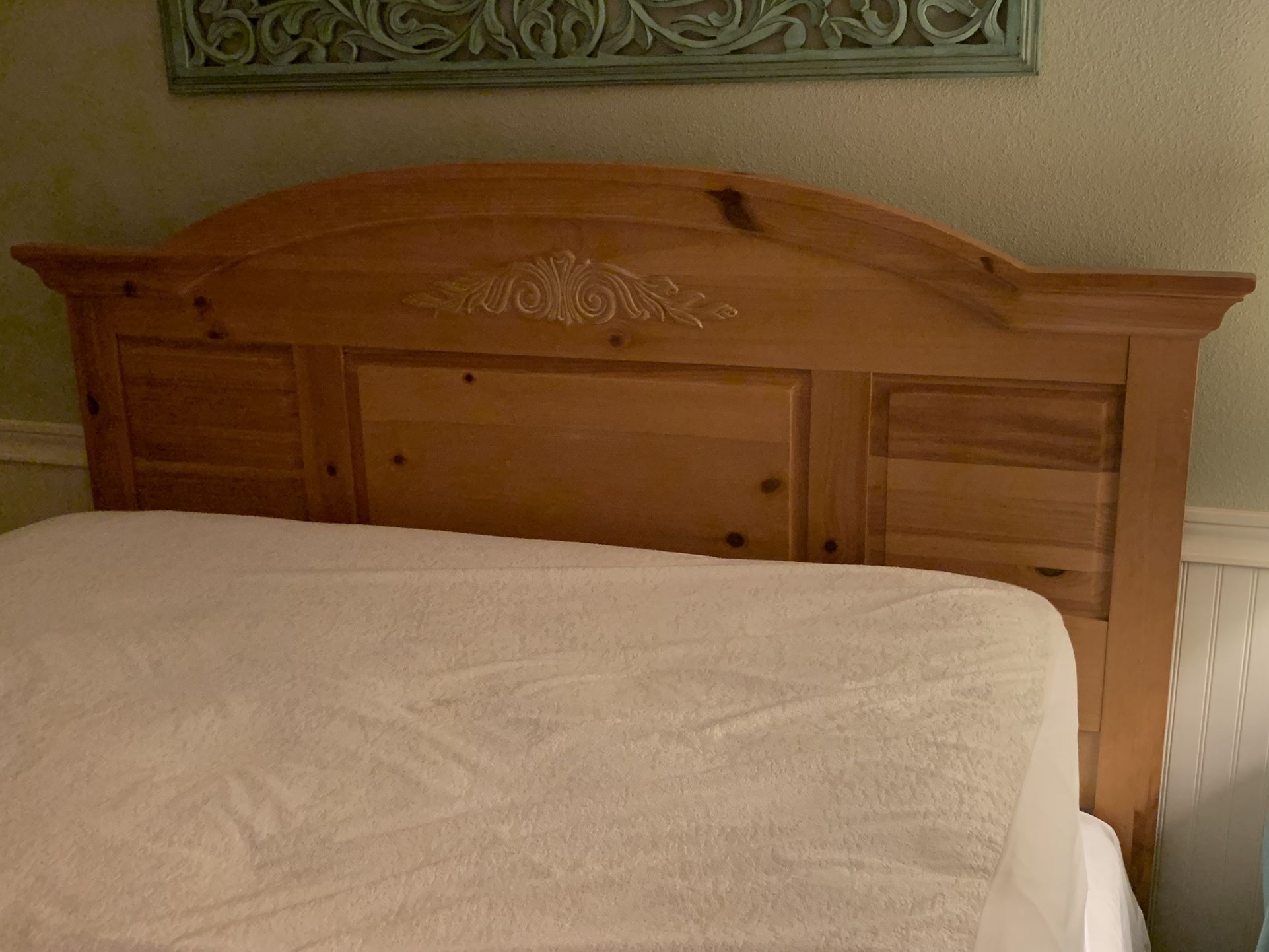 Updated Price (OBO) ESTATE SALE Broyhill Fontana Queen Bed & Armoire