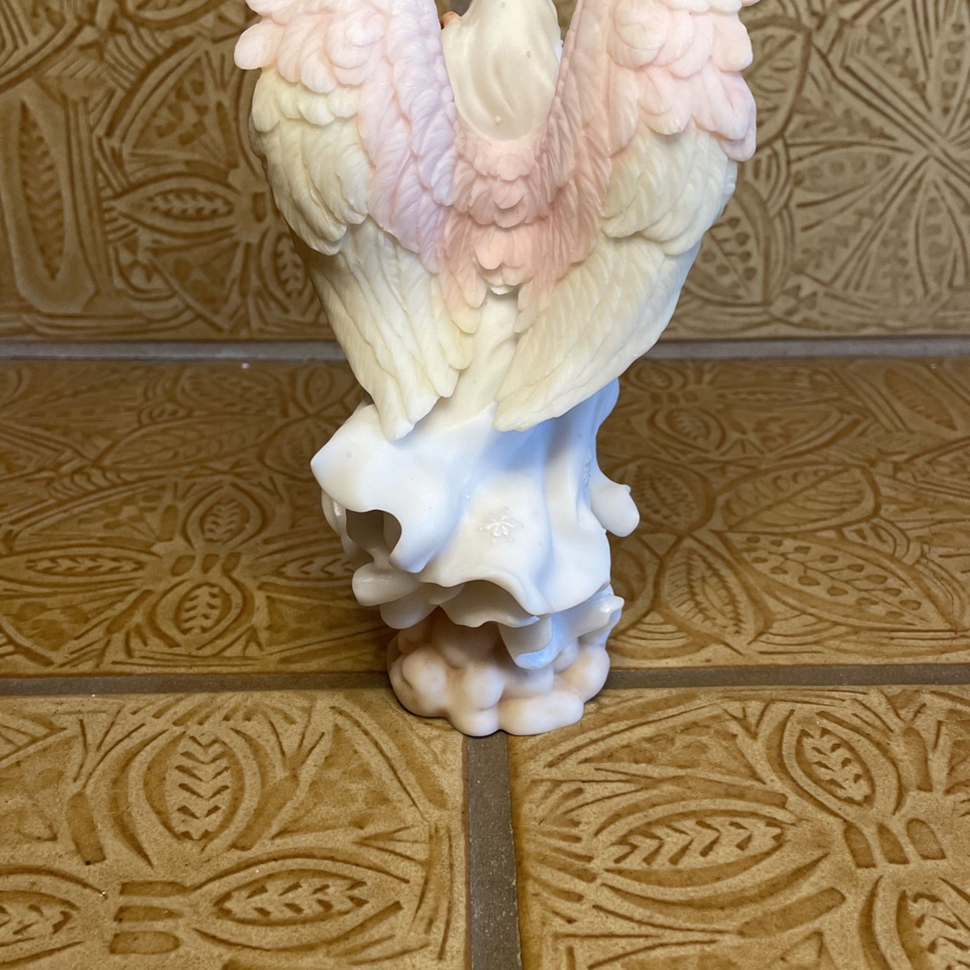 Seraphim Classics Winters Warmth Angel Arianna