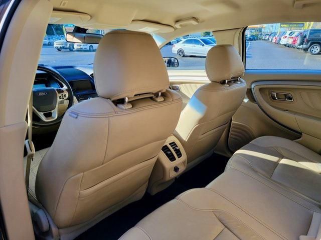 2016 Ford Taurus