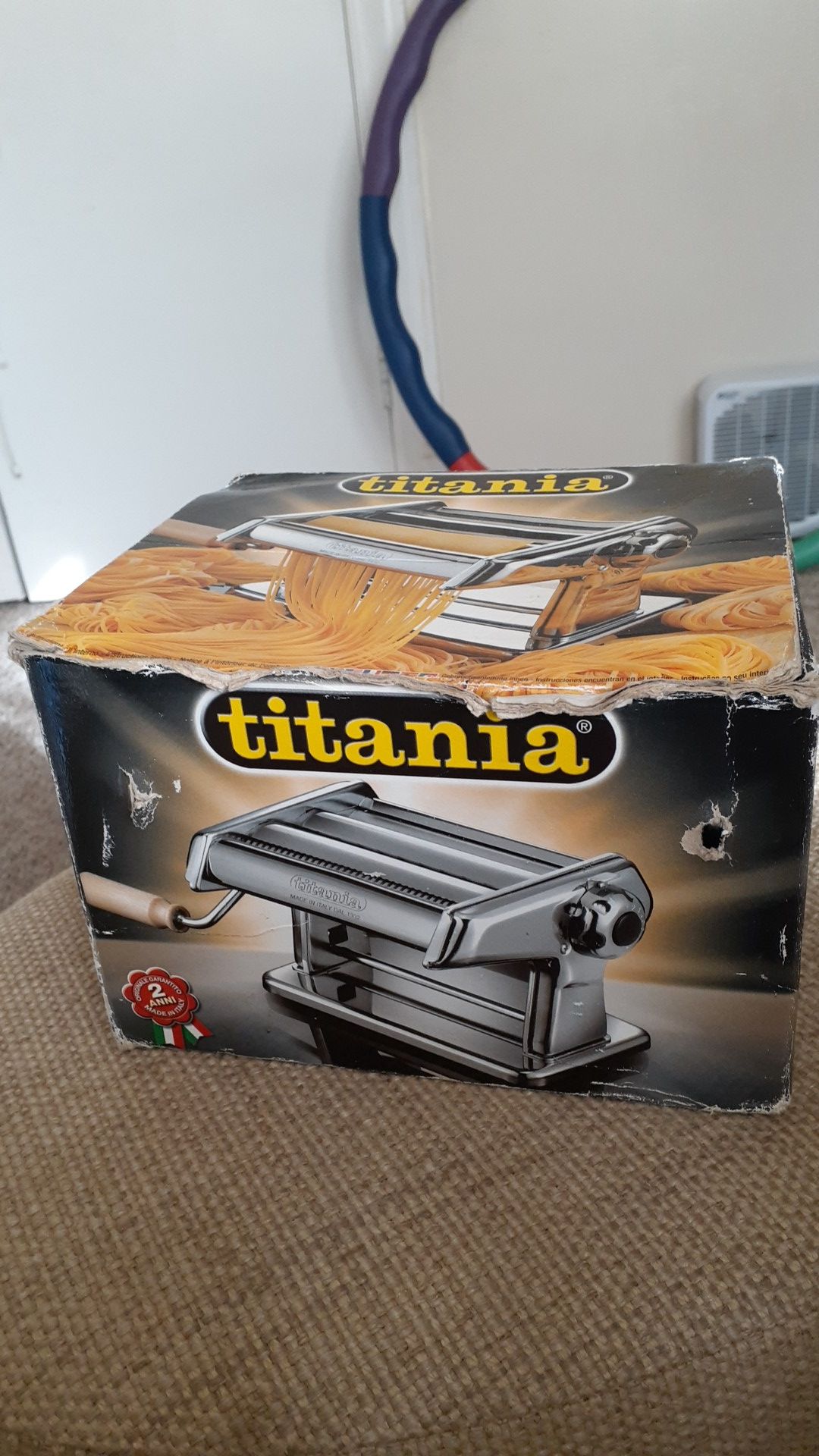 Pasta maker