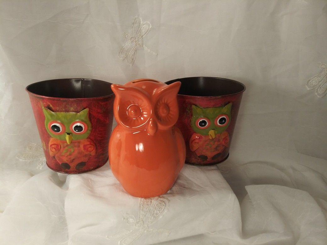 Owl Decor Bucket Bank