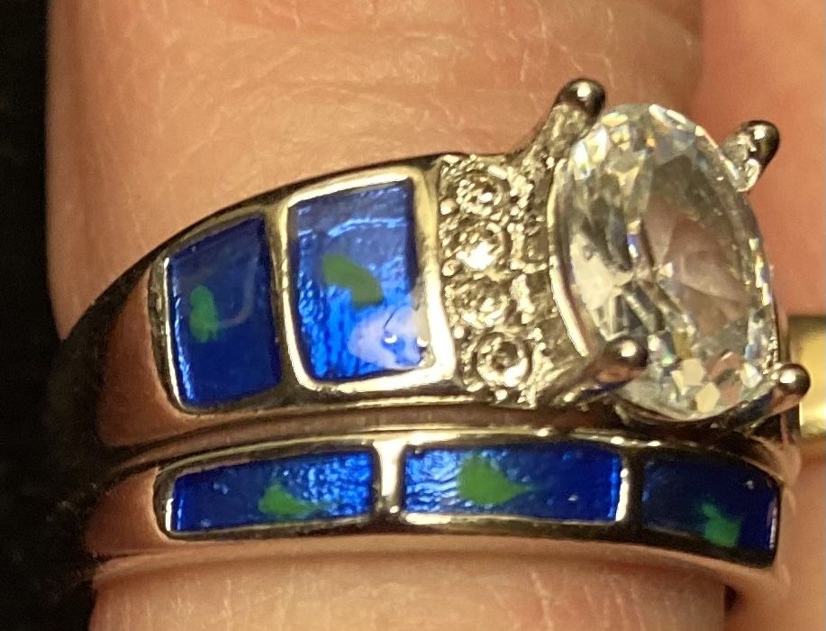 Size 6 2piece Ring Set