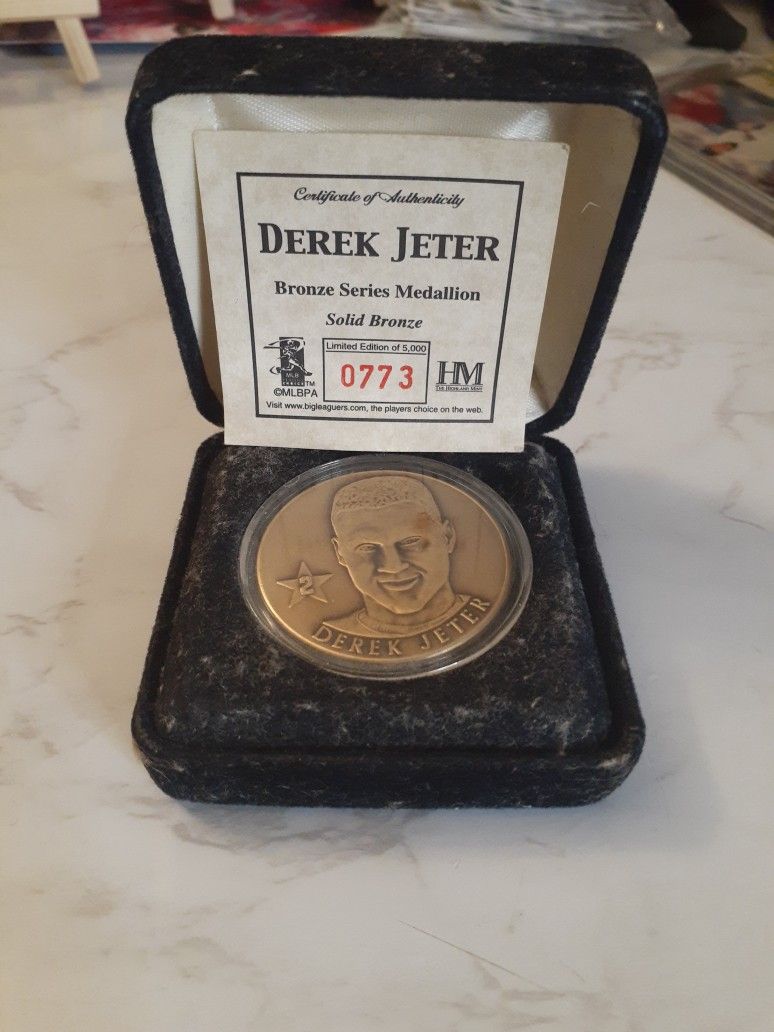 Derek Jeter Bronze Coin
