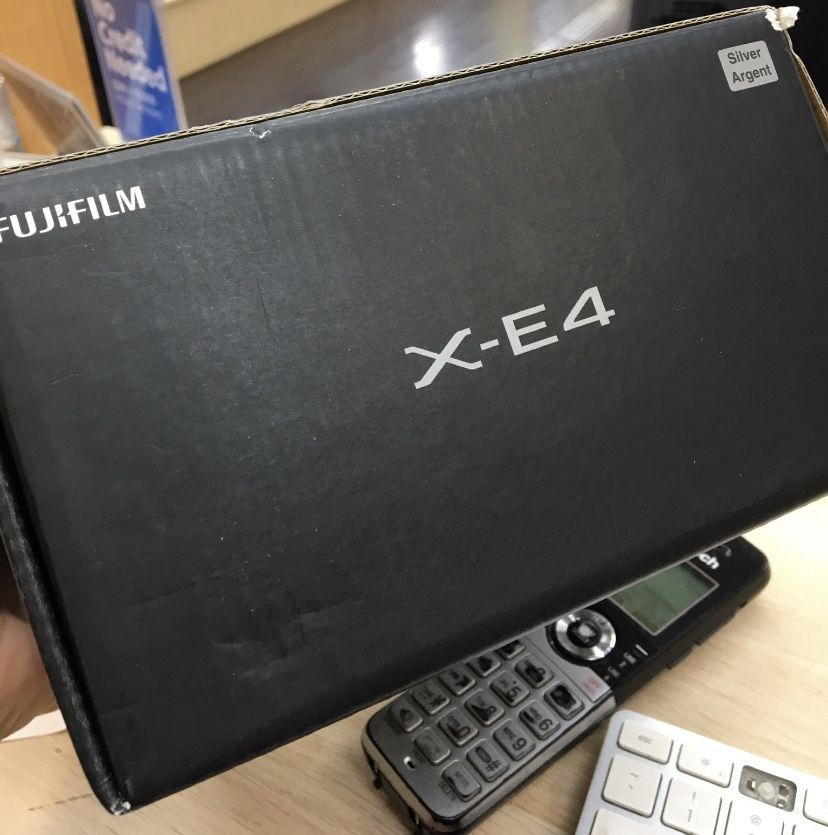 FUJIFILM X-E4 Mirrorless Camera with 18-55mm Lens (Black)