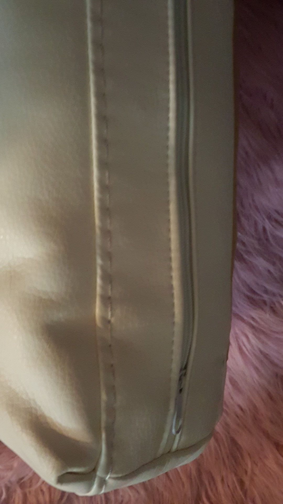 DONATED GONE TOMORROW SALVATION ARMY TRUCK COMING LAST DAY YOU TELL ME PRICE OR ITS DONATED 2 LARGE GENUINE LEATHER PILLOWS 40 this weekend only