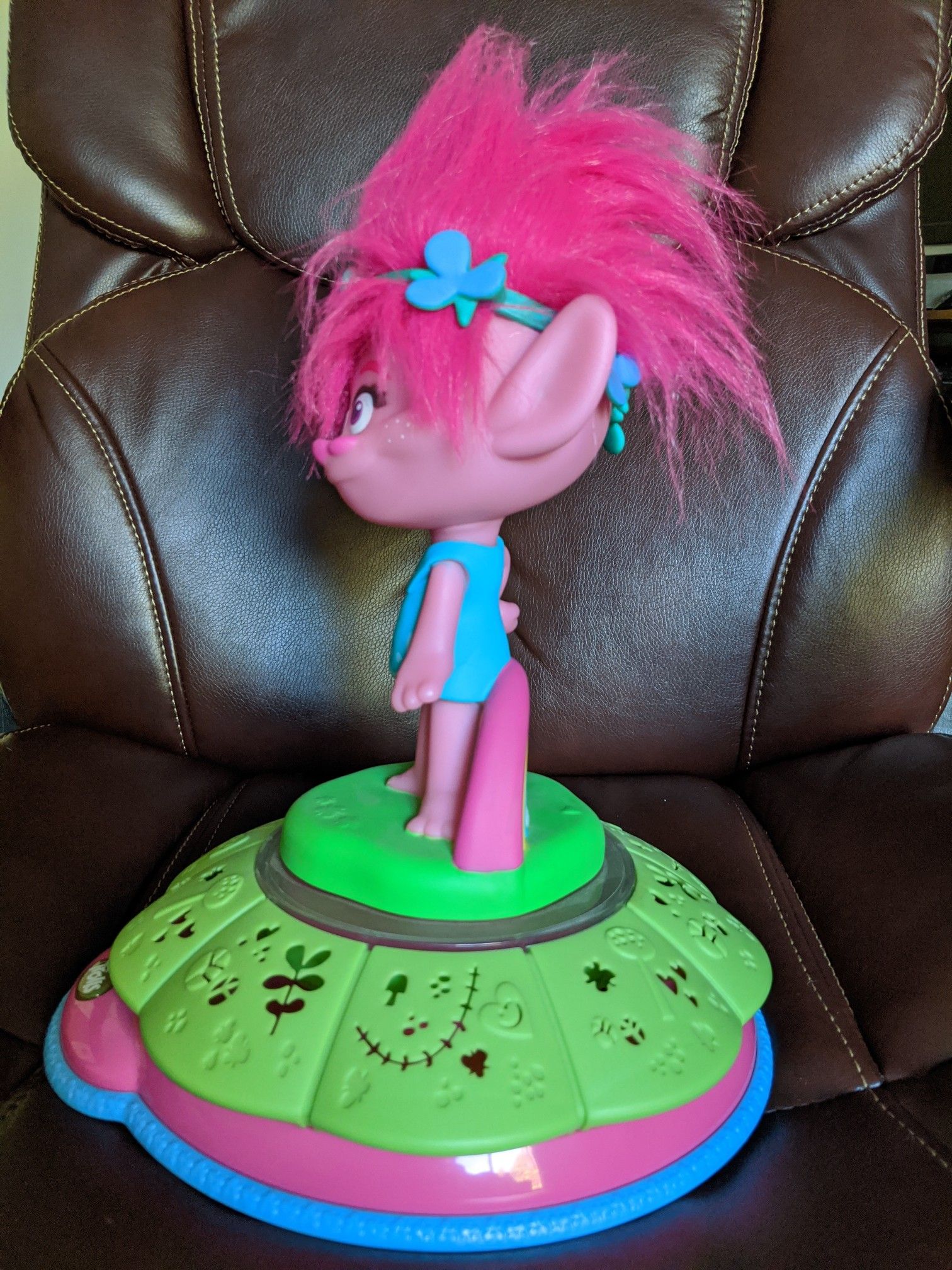 Trolls Poppy lamp. 20 obo