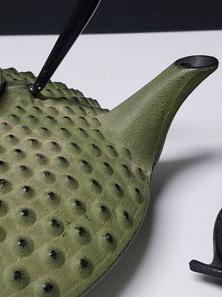 11pc iron green hobnail tea set