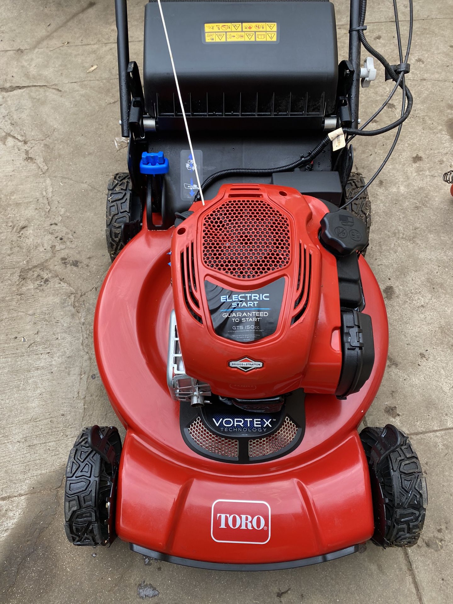 Toro Recycler 22 in. Briggs & Stratton Personal Pace Electric Start, RWD Self Propelled Gas Walk-Behind Mower with Bagger
