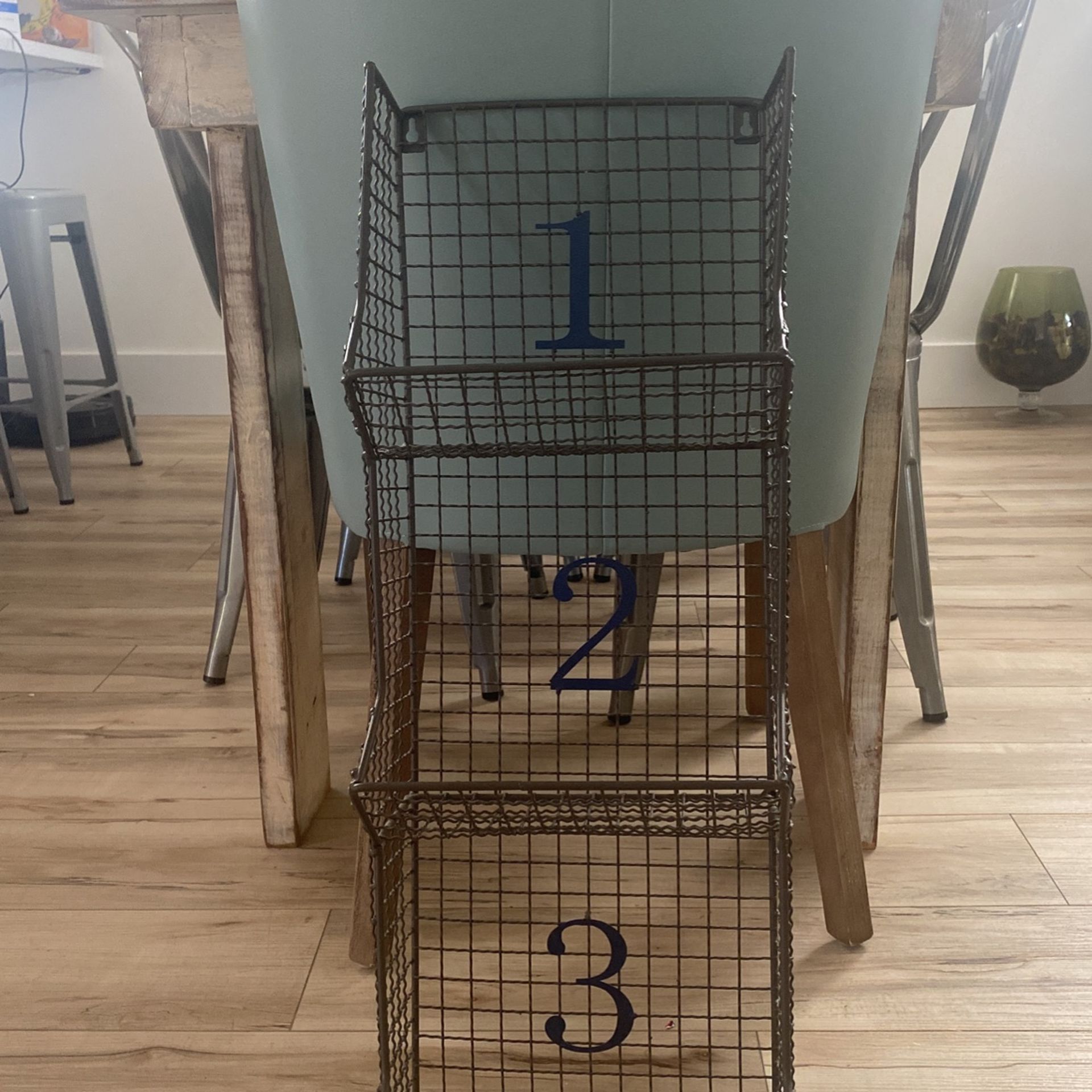basket rustic shelves Metal Wire 3 Tier Wall Mounted