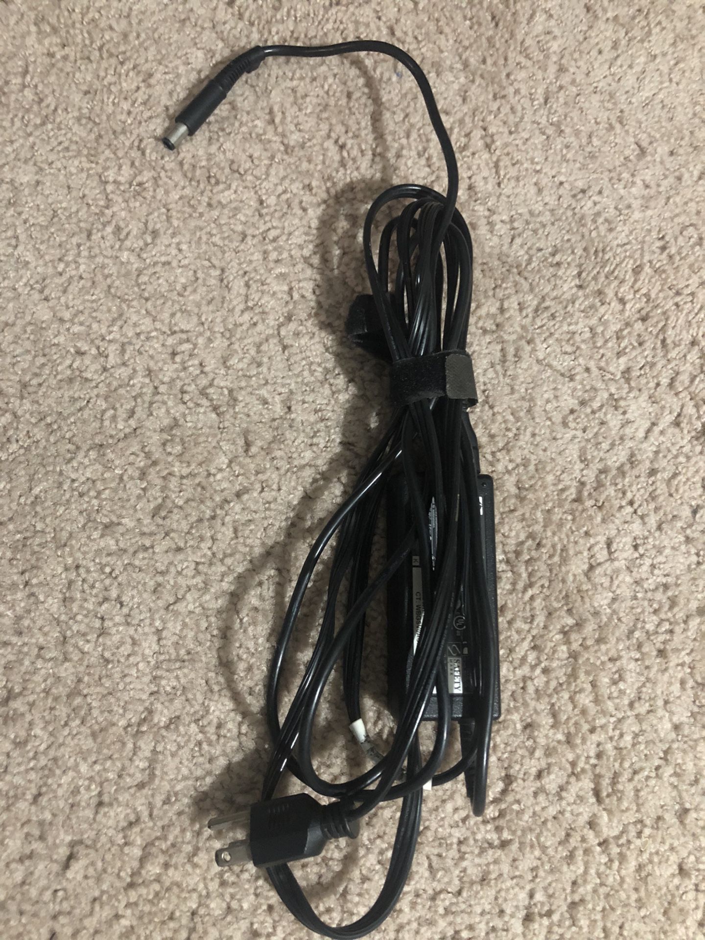 HP LAPTOP CHARGER