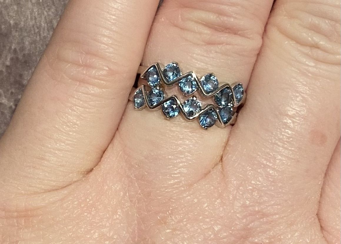 Elegant Unique Natural London Blue Topaz Zig Zag Silver Ring S925