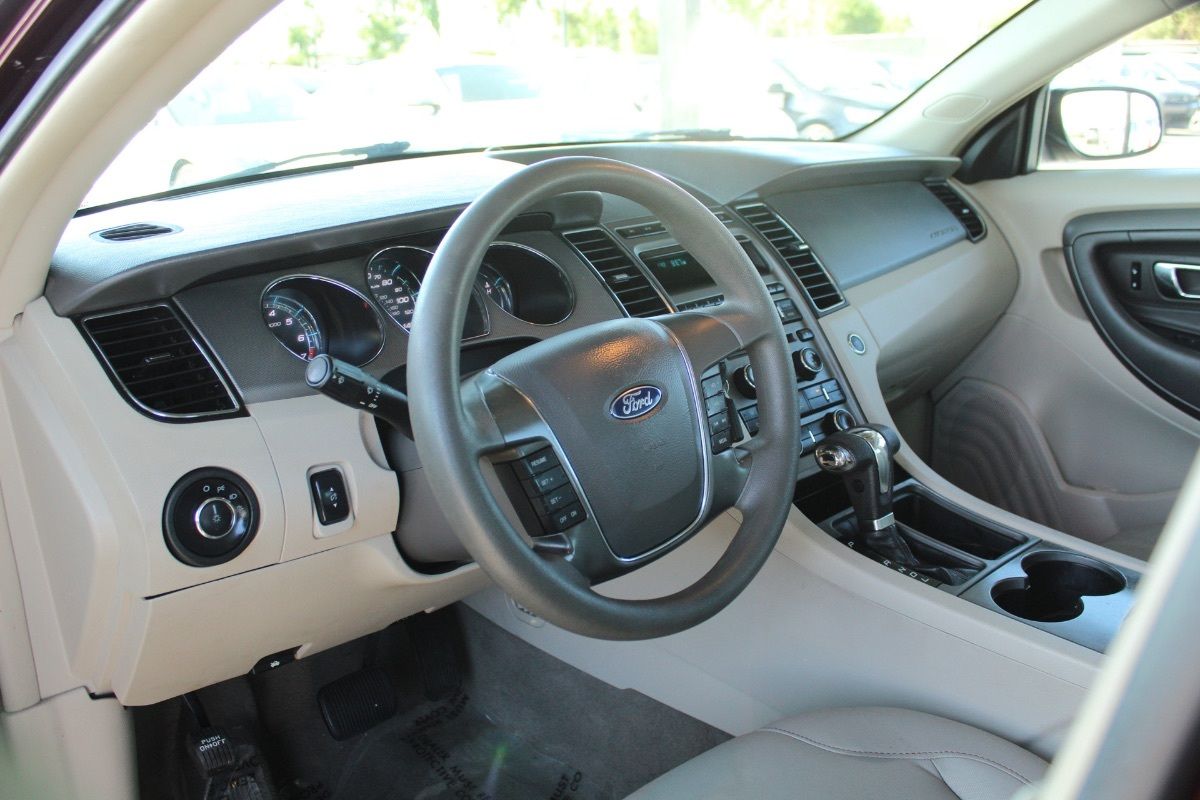 2011 Ford Taurus