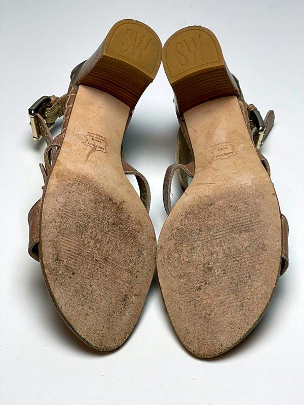 Stuart Weitzman Strappy  Sandals Size 9 